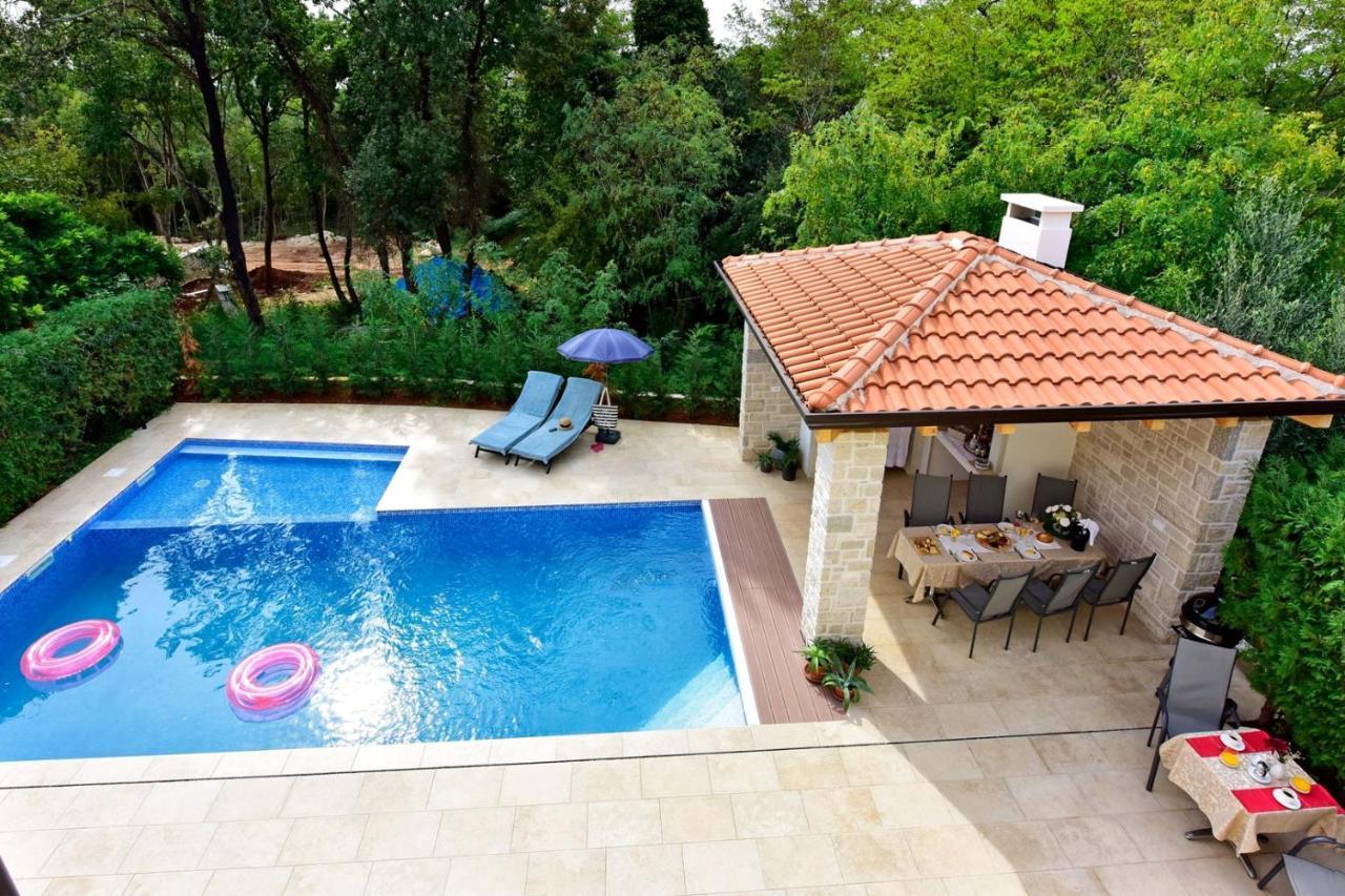 Apartments House Anna For Max 13 Persons In Porec, Pet Friendly エクステリア 写真